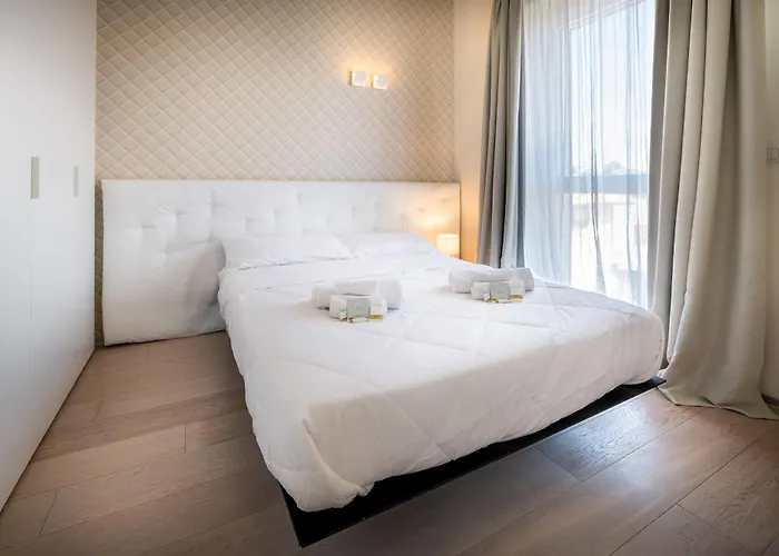 Rooftop Heated Pool - Vip Penthouse Apartment Fano