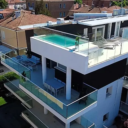 아파트 Rooftop Pool - Vip Penthouse