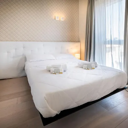 Rooftop Pool - Vip Penthouse 아파트 파노