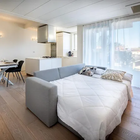 Rooftop Pool - Vip Penthouse 파노