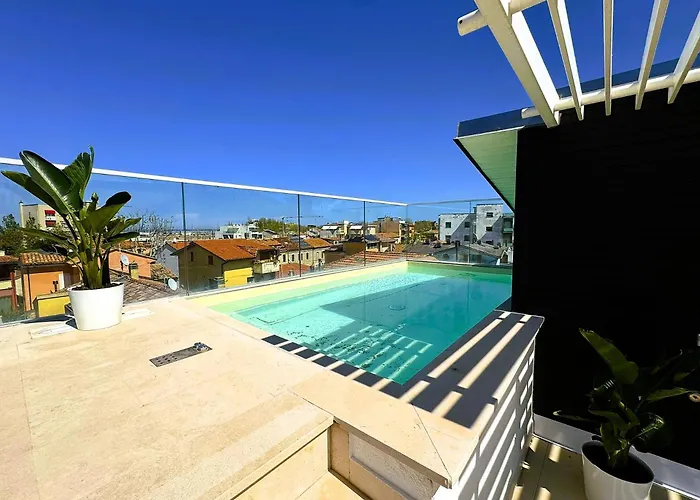 Rooftop Heated Pool - Vip Penthouse * ファーノ