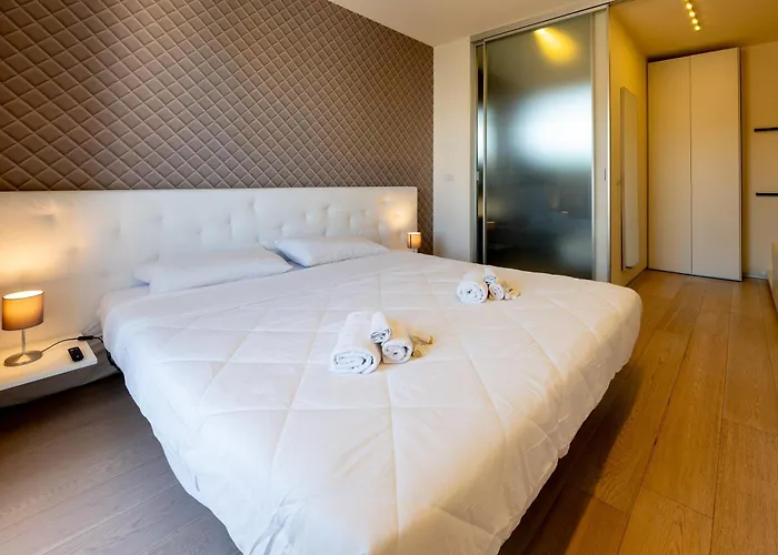 Rooftop Heated Pool - Vip Penthouse Apartment Fano